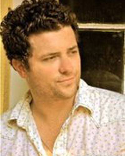 Трой Холл фото