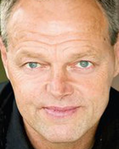 Брюс Хопкинс фото