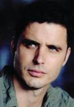 Дэниэл Бесс фото