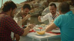 Кадр из фильма "Arkadaslar Arasinda" - 2