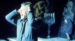 Кадр из фильма "Легенда адского дома" - 1