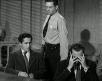 Кадр Стучись в любую дверь