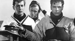 Кадр из фильма "Акулы и мелкие рыбешки" - 2