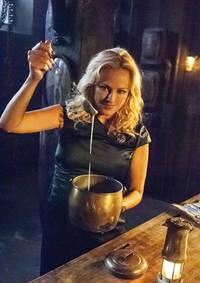 Кадр Ведьмы Ист-Энда