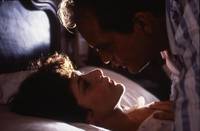 Кадр Под покровом небес