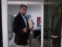 Кадр Коломбо: Кого убила капля никотина