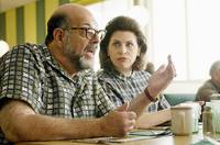 Кадр Серьёзный человек