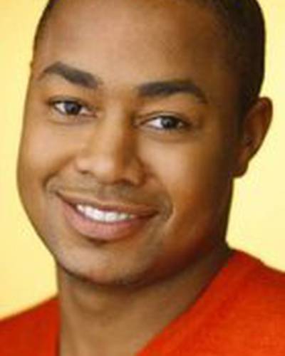 Б.Дж. Клинкскейлз фото