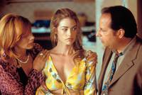 Кадр Спросите Синди