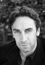 Стивен Эллиот фото