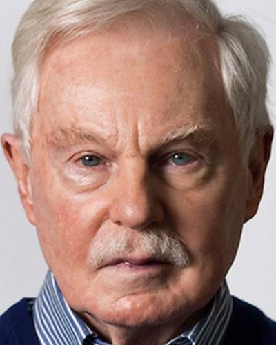 Дерек Джекоби фото