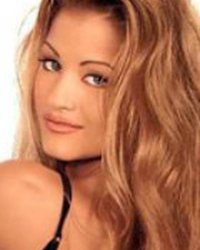 Элли Баггетт фото