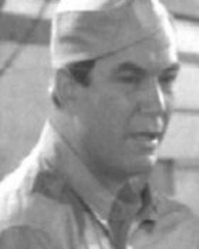 Труман Брэдли фото