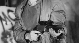 Кадр из фильма "Детсадовский полицейский" - 2