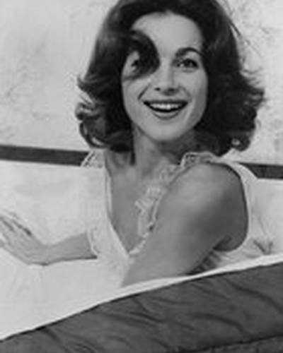 Ширли Энн Филд фото