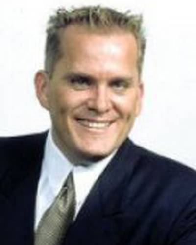 Митч Инглиш фото