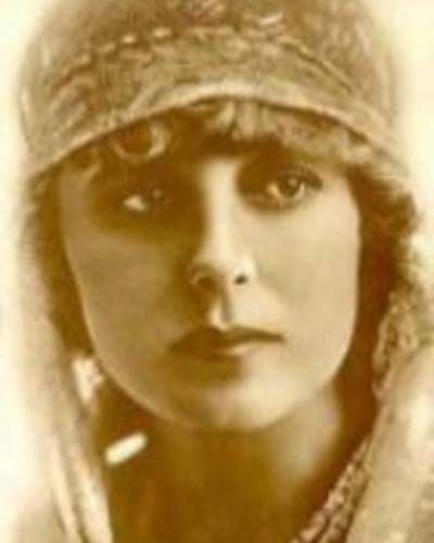 Сина Оуэн фото