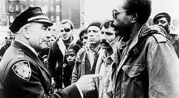 Кадр из фильма "Форт Апач, Бронкс" - 1