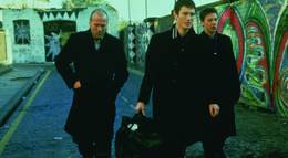 Кадр из фильма "Карты, деньги и два ствола 2" - 2