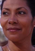 Николь Камминс фото