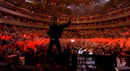 Кадр из фильма "The Killers: Live from the Royal Albert Hall (видео)" - 2