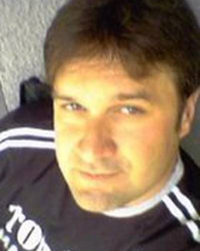 Стефен Уоллис фото