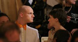 Кадр из фильма "Счастливый конец" - 2