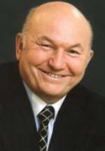 Юрий Лужков фото