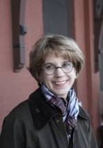 Дебора Ньюхолл фото