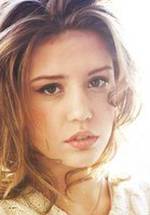 Адель Экзаркопулос фото