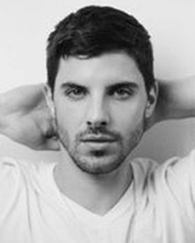 Joshua Hannum фото