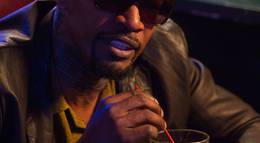 Кадр из фильма "Несносные боссы 2" - 1