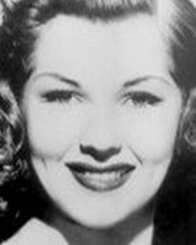 Тила Лоринг фото