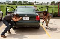 Кадр Клин клином