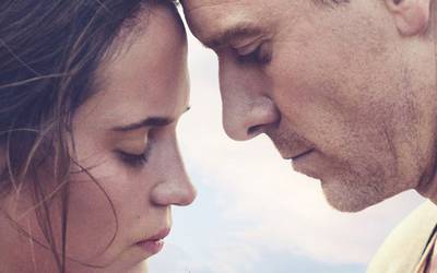 Стоит ли смотреть: «Свет в океане»