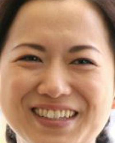 Еми Вакуи фото