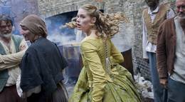 Кадр из фильма "Новая земля" - 1