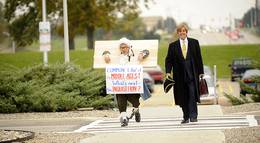 Кадр из фильма "Вы не знаете Джека" - 1