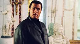 Кадр из фильма "Иностранец" - 2