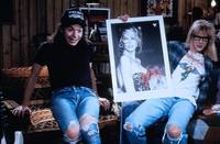 Кадр Мир Уэйна