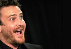 Джейсон Сигел будет снимать секс-видео