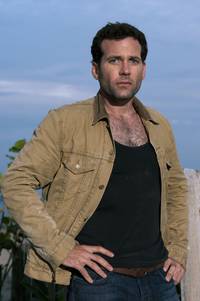 Кадр Тайные связи