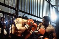 Кадр Обсуждению не подлежит