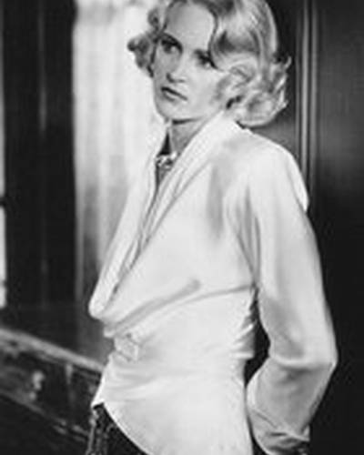 Александра Пауэрс фото