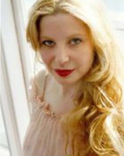 Suzanne Gullabovska фото