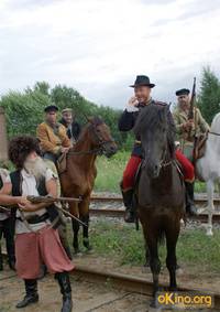 Кадр Господа офицеры: Спасти императора