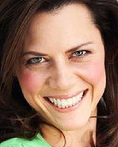 Эмили Бауэр фото