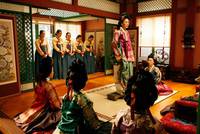 Кадр Дворцовые тени