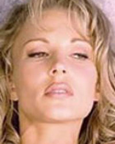 Деидре Холлэнд фото