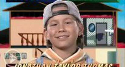 Вступительные титры